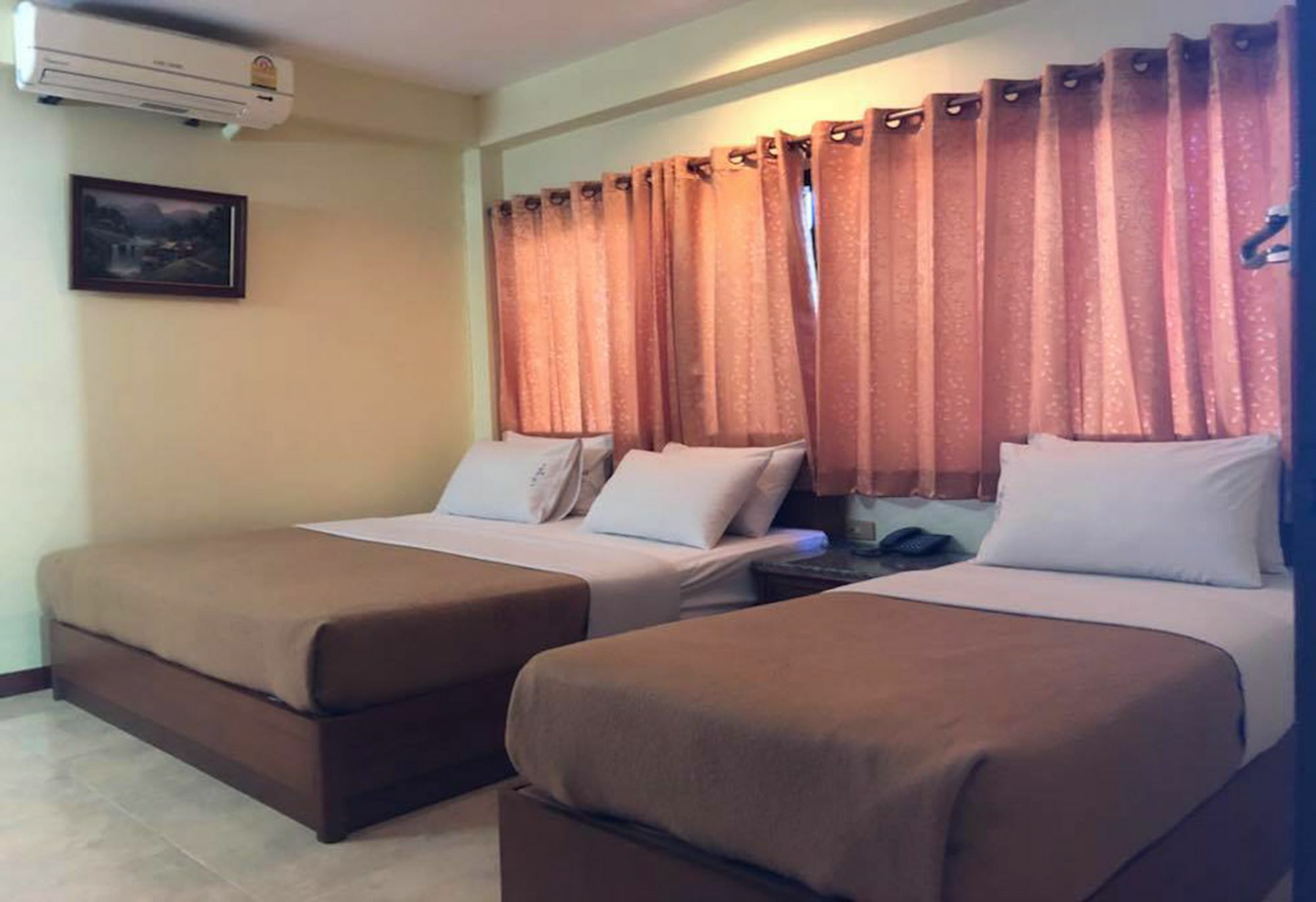 Lisa Chiang Mai Hotel Екстериор снимка